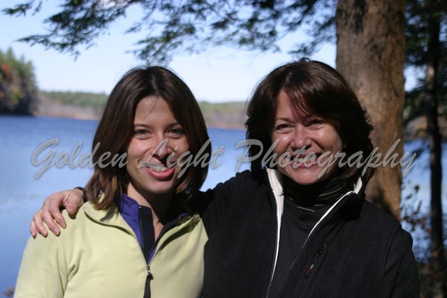 2158 Mother & Daughter
